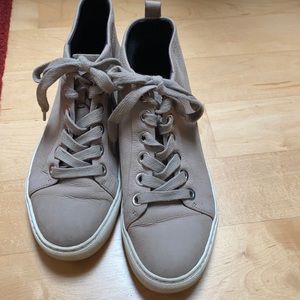 Kenneth Cole Kaleb fashion sneakers.